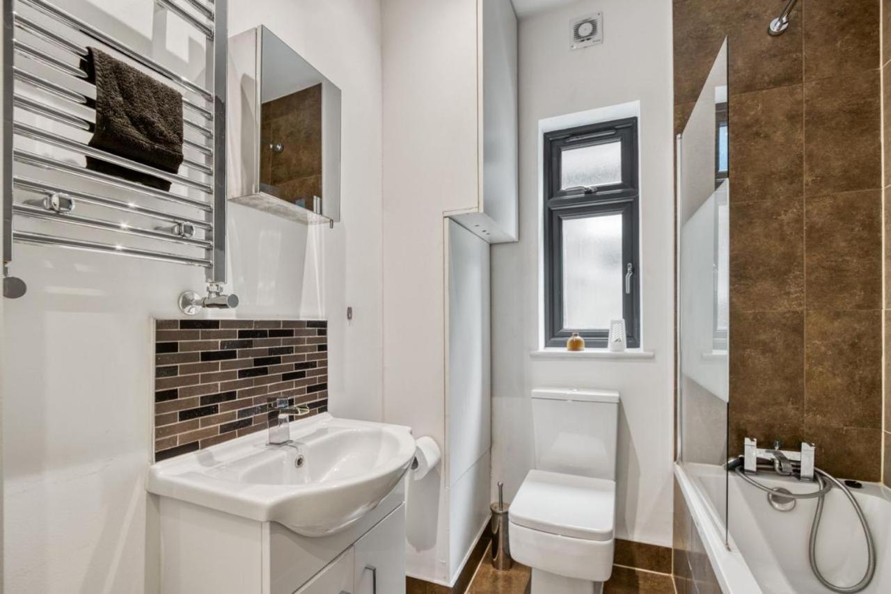 Apartmán Luxurious Hidden Gem In Wandsworth Londýn Exteriér fotografie